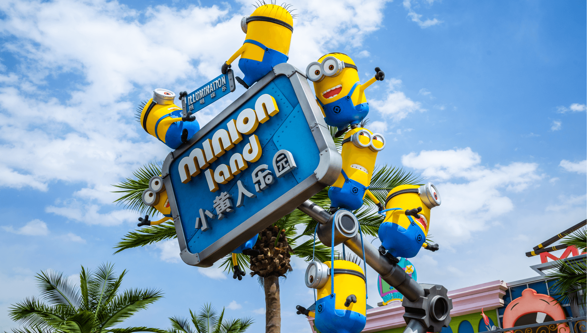 Xiamen Air unveils a new Universal Beijing Resort Minion Land special  livery on B-1913